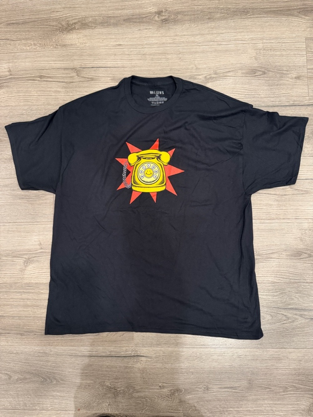 Wallows Yellow Telephone Red Starburst Band Tee Men’s Size XXL